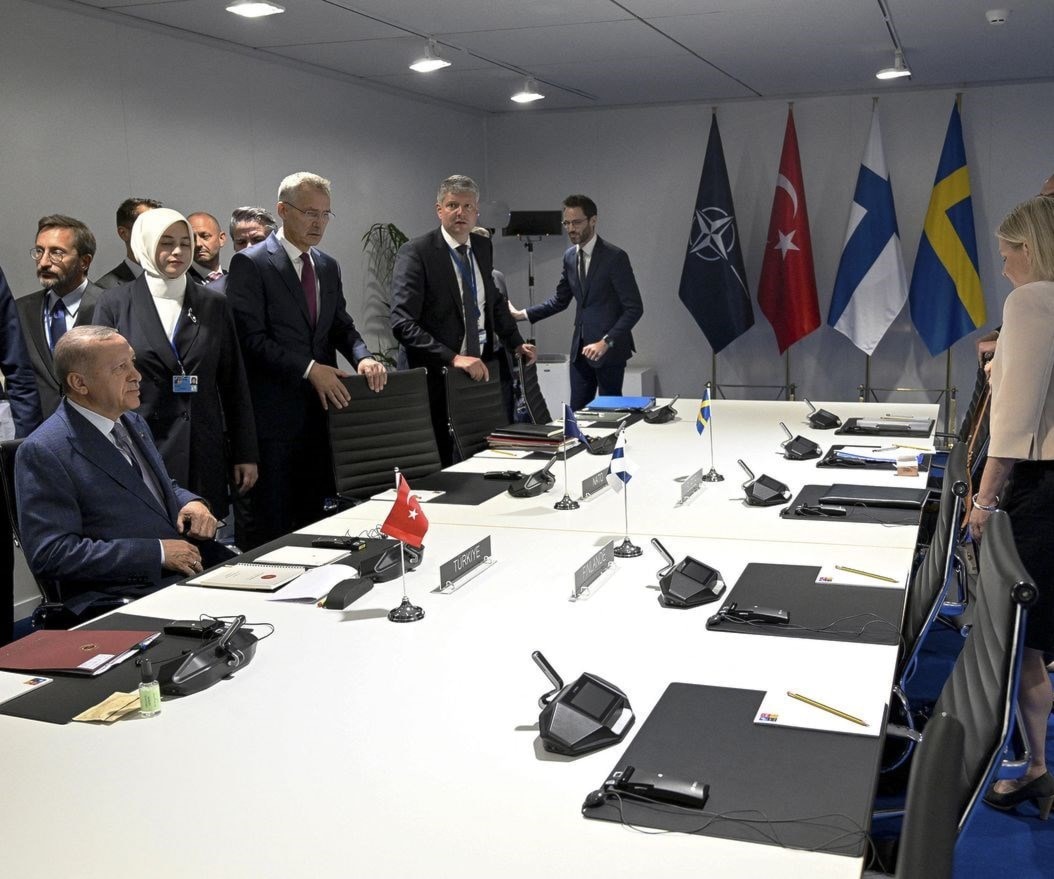 Turkey agrees to back Finnish, Swedish NATO membership Turkey agrees to back Finnish, Swedish NATO membership