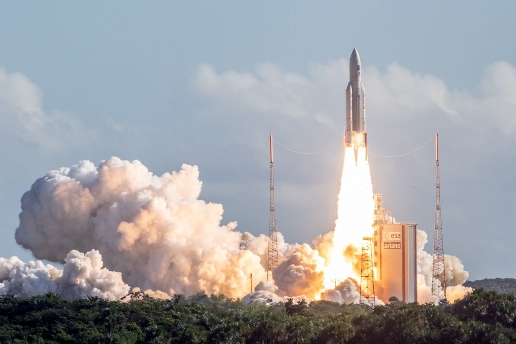 Paris Launches Military Satellite