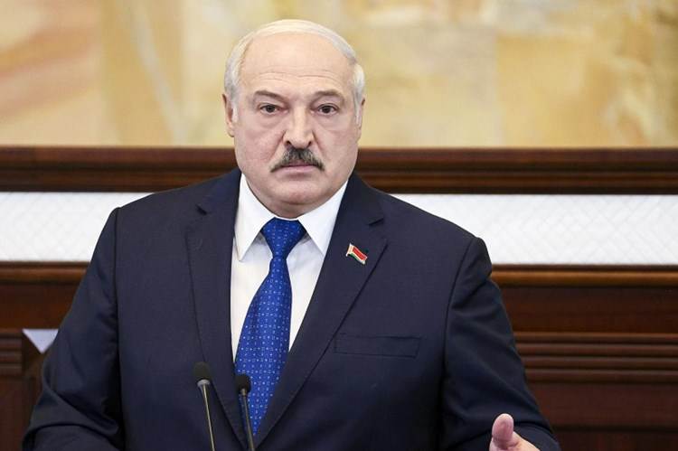 President of Belarus Threatens to Cut Off Gas Supplies to Europe through his Country