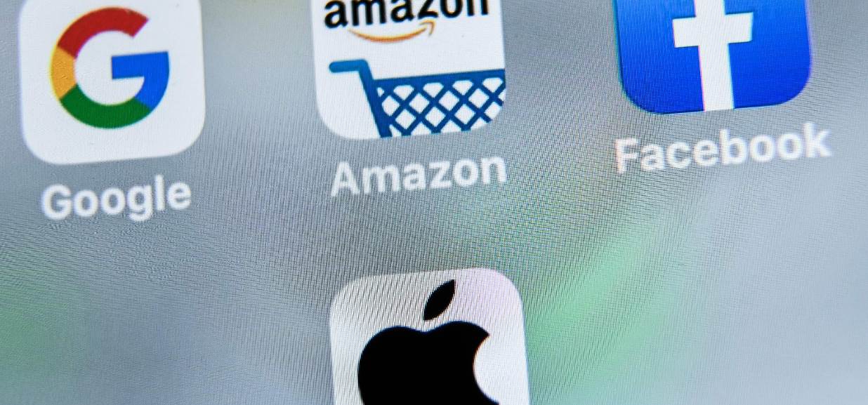 Italy Slams Amazon, Apple with 200m Euro Fine