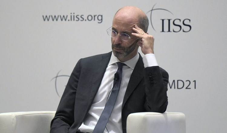 Washington Awaits Iran's Position in JCPOA, Threatening Possible Military Action