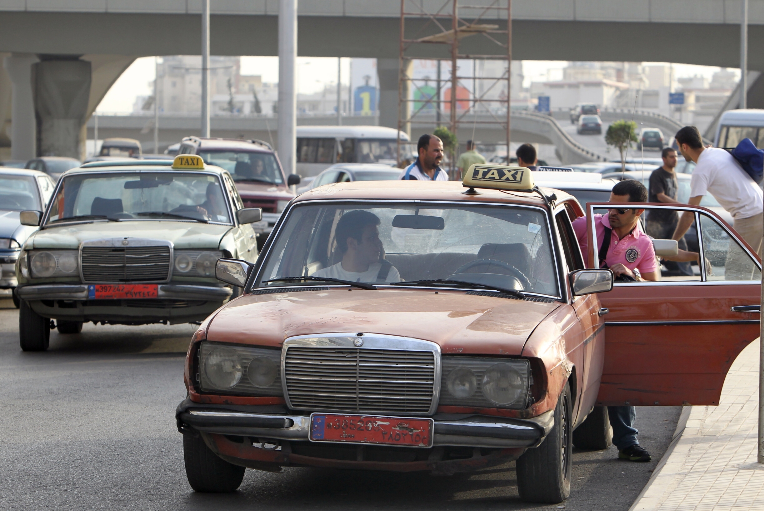 Lebanon's crisis reaches unprecedented levels