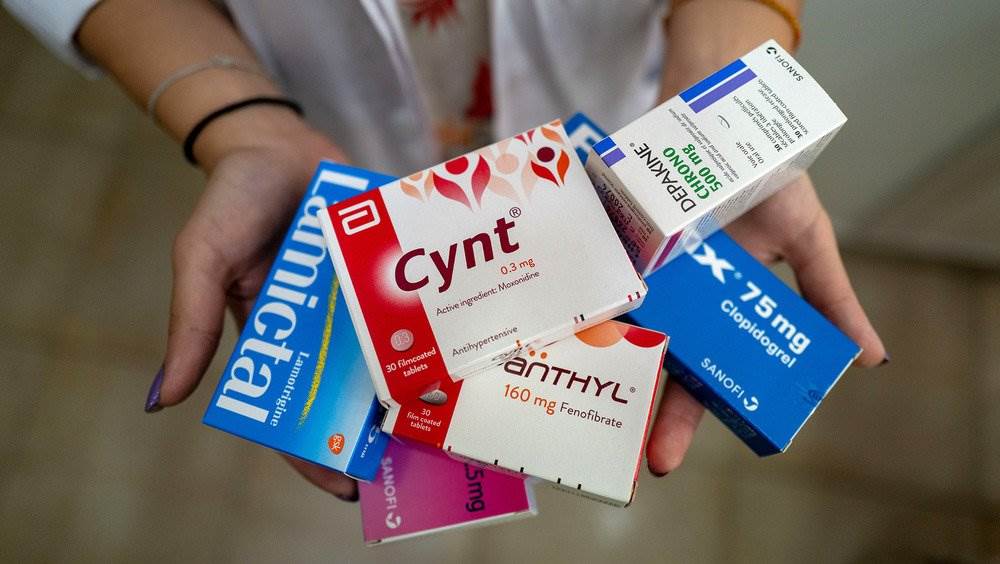 Lebanese cancer patients live in fear after drug subsidies lift
