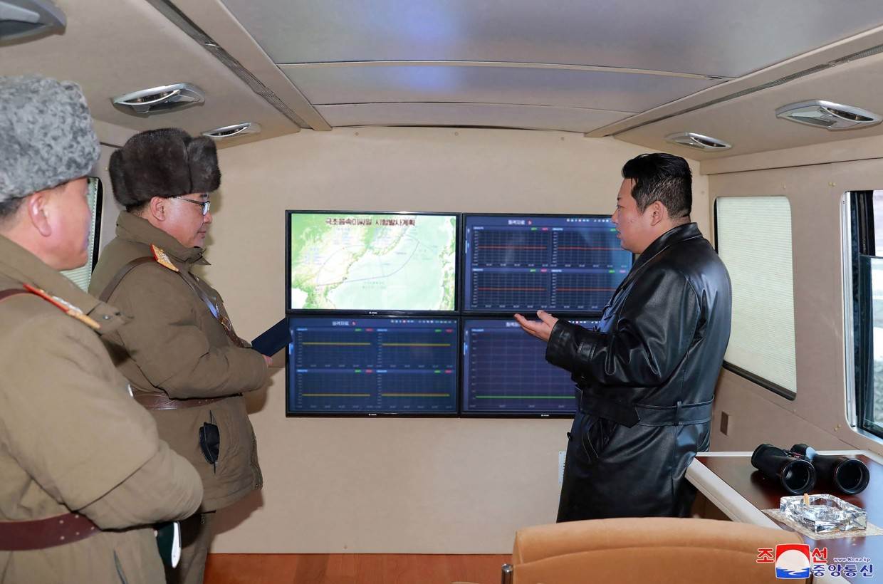 Kim Jong Un personally oversaw hypersonic missile test
