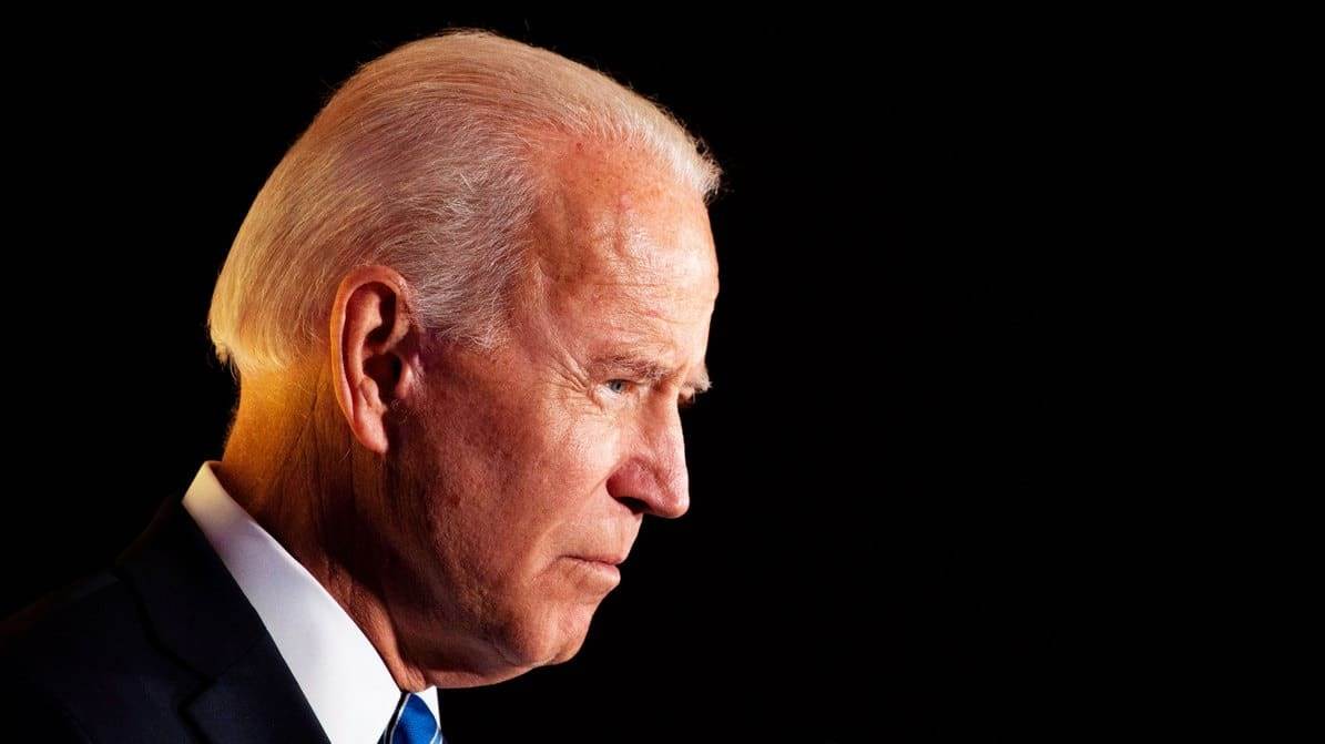 Democrats infuriated by Biden's COVID-19 strategy