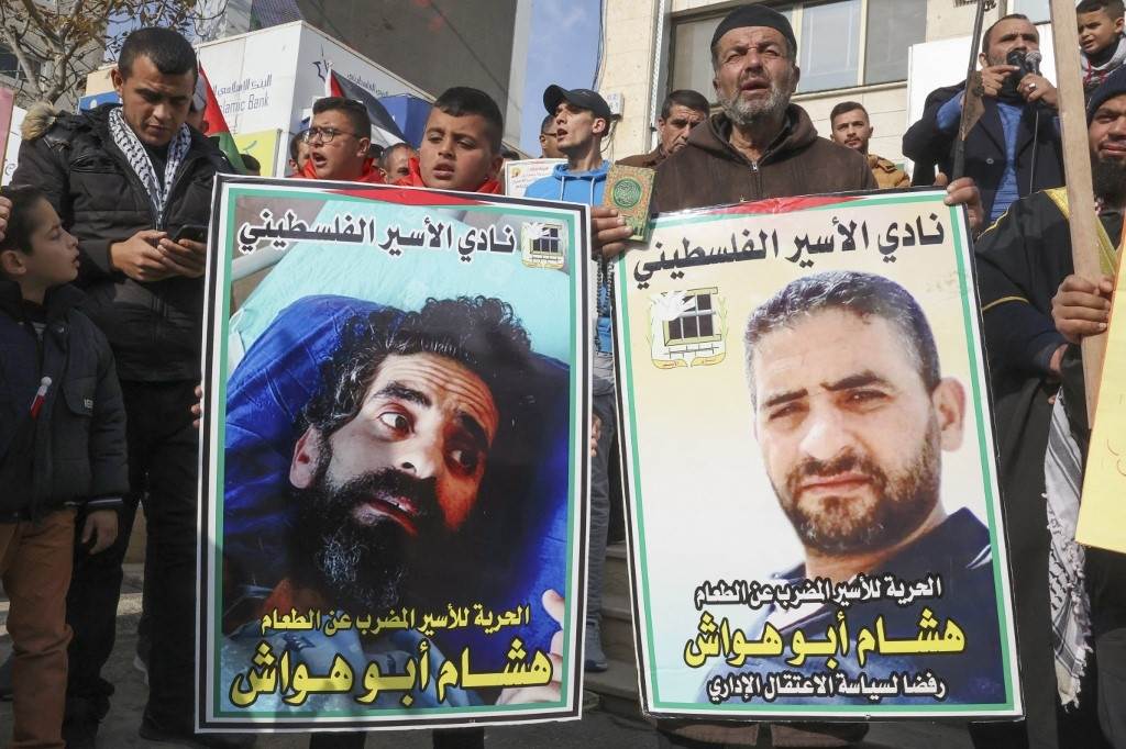 A protest in Palestine demanding the liberation of Palestinian prisoner Hisham Abu Hawash