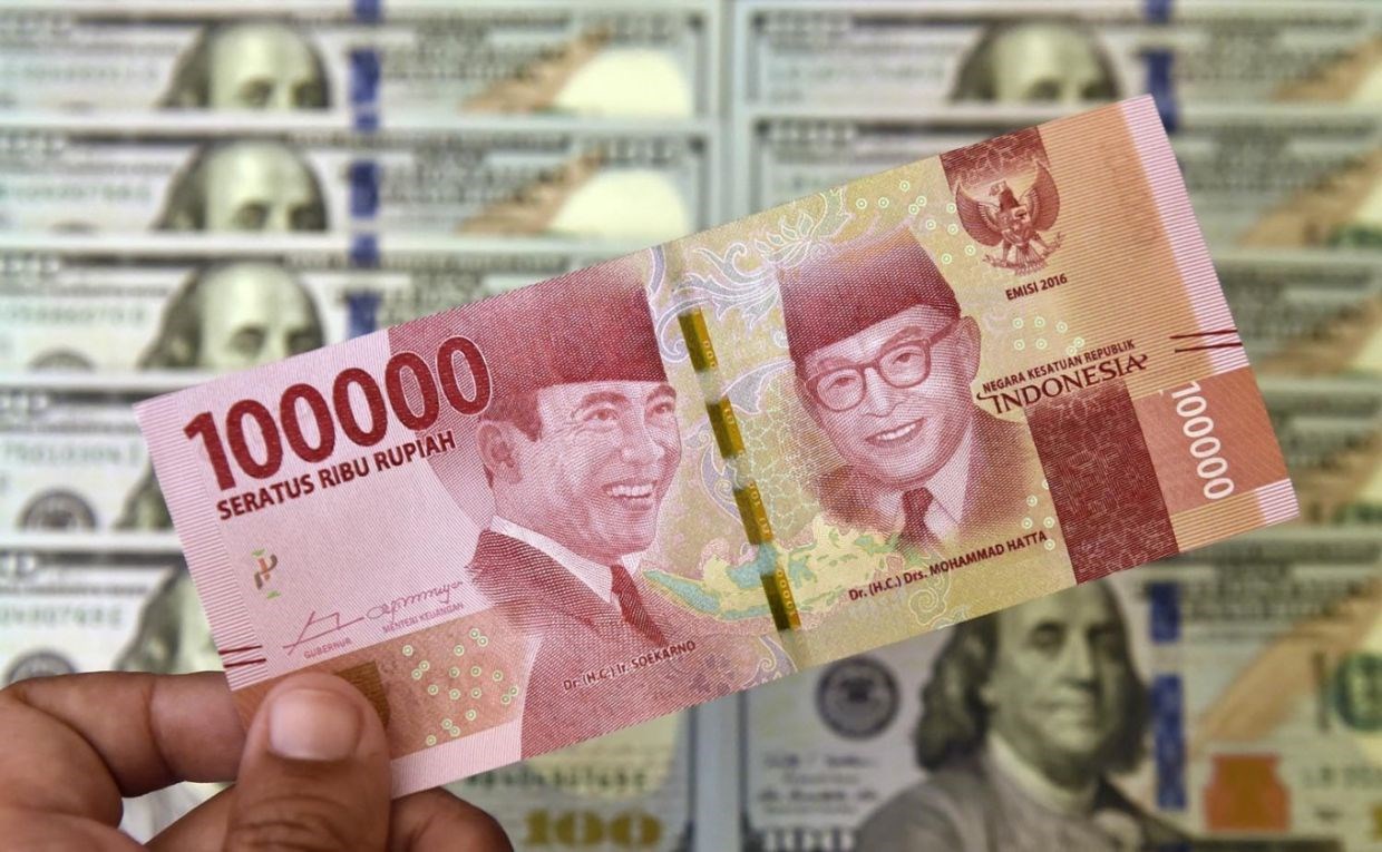 Bank Indonesia menolak pembayaran dalam dolar AS