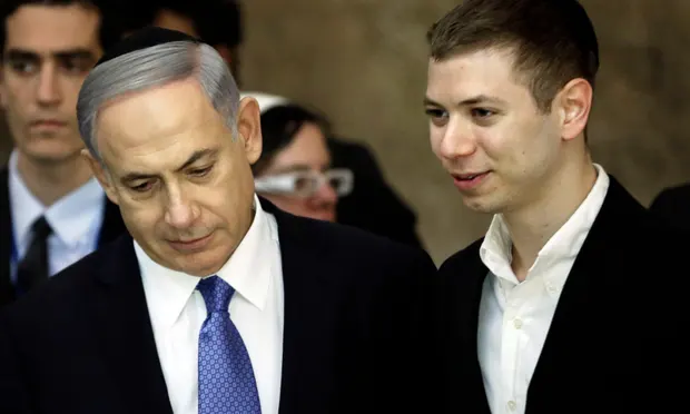 Yair Netanyahu and Benjamin Netanyahu disagree in public posts