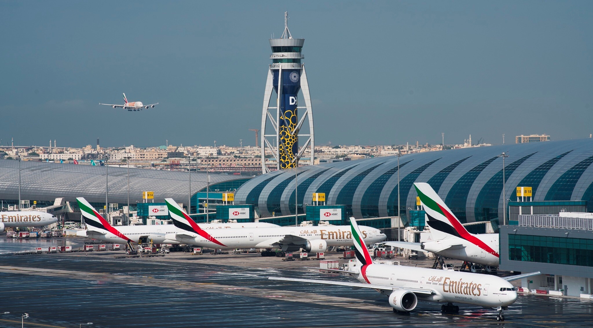 Israeli airlines halt flights to Dubai International Airport.