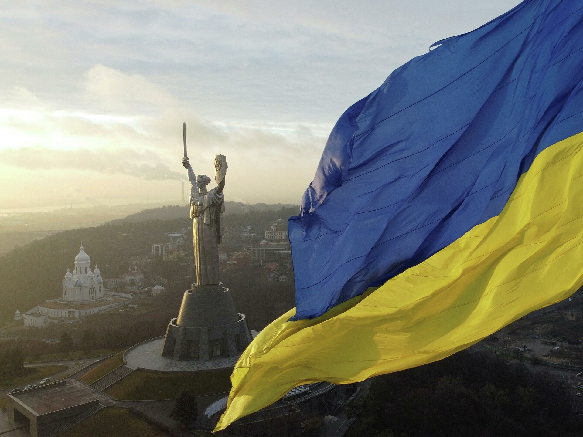 The Netherlands has changed the location of its diplomatic mission from Kiev to Lviv