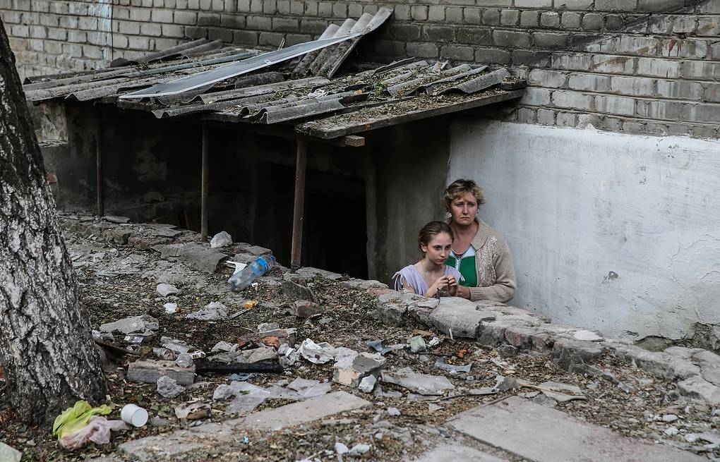 Civilians in Donetsk