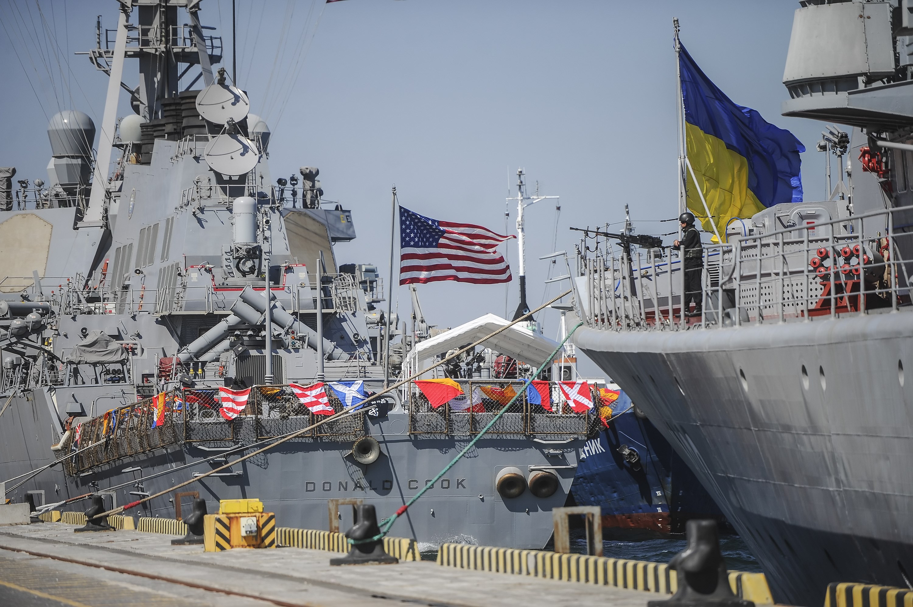 Ukrainian Navy frigate Hetman Sahaidachnyi and US Navy missile destroyer Donald Cook in the Black Sea port in Odessa