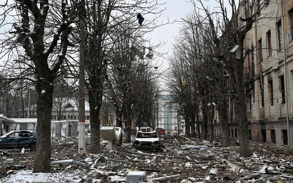 Damage in the city of Brovary, outside Kiev on March 1, 2022 (AFP)