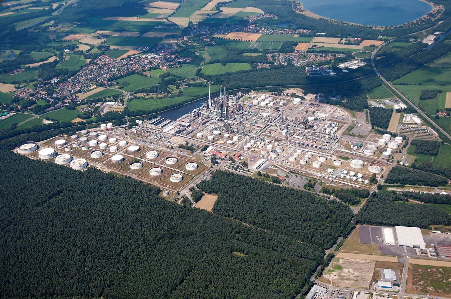 BP’s Lingen Refinery in North West Germany (Emsland) aerial view