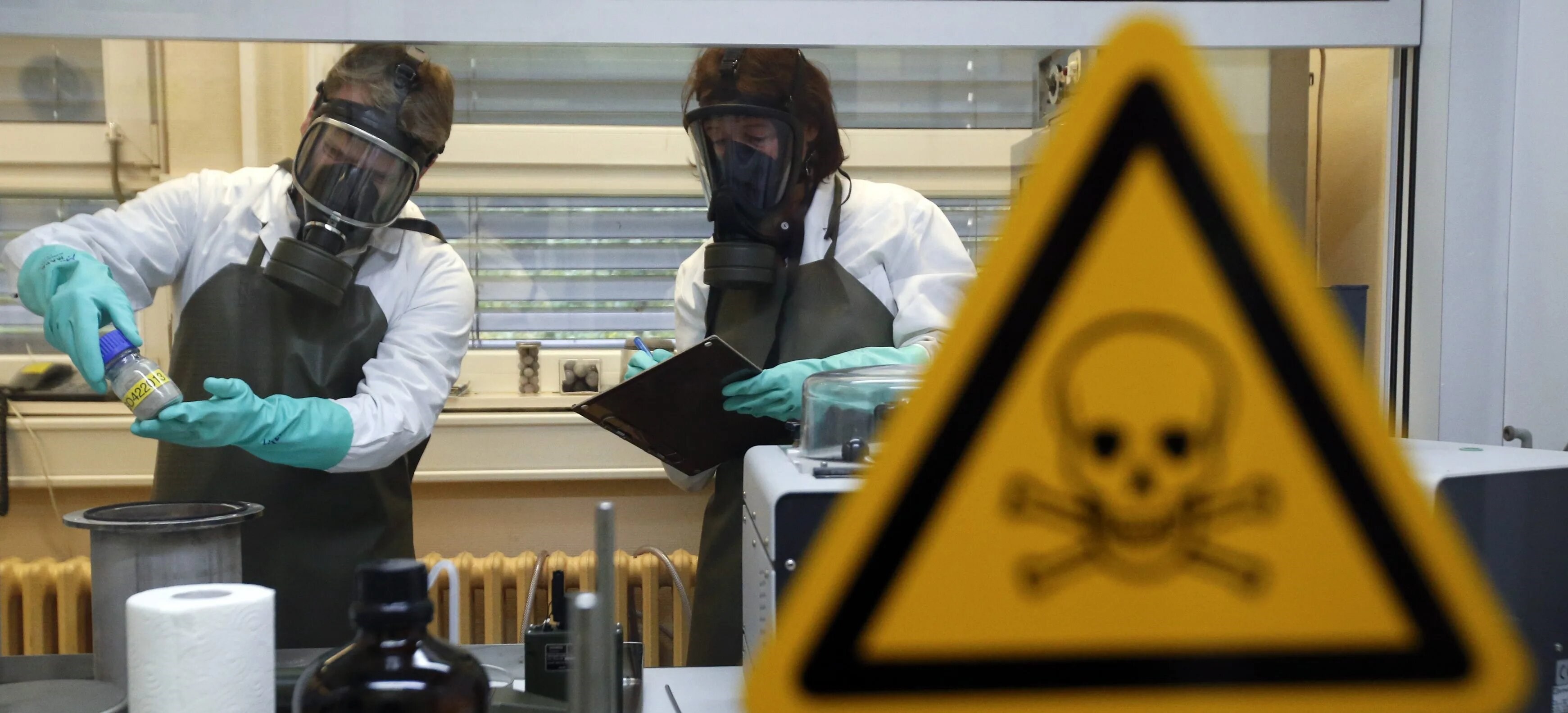 Russian defense finds 30 biological labs in Ukraine, possible for bioweapons