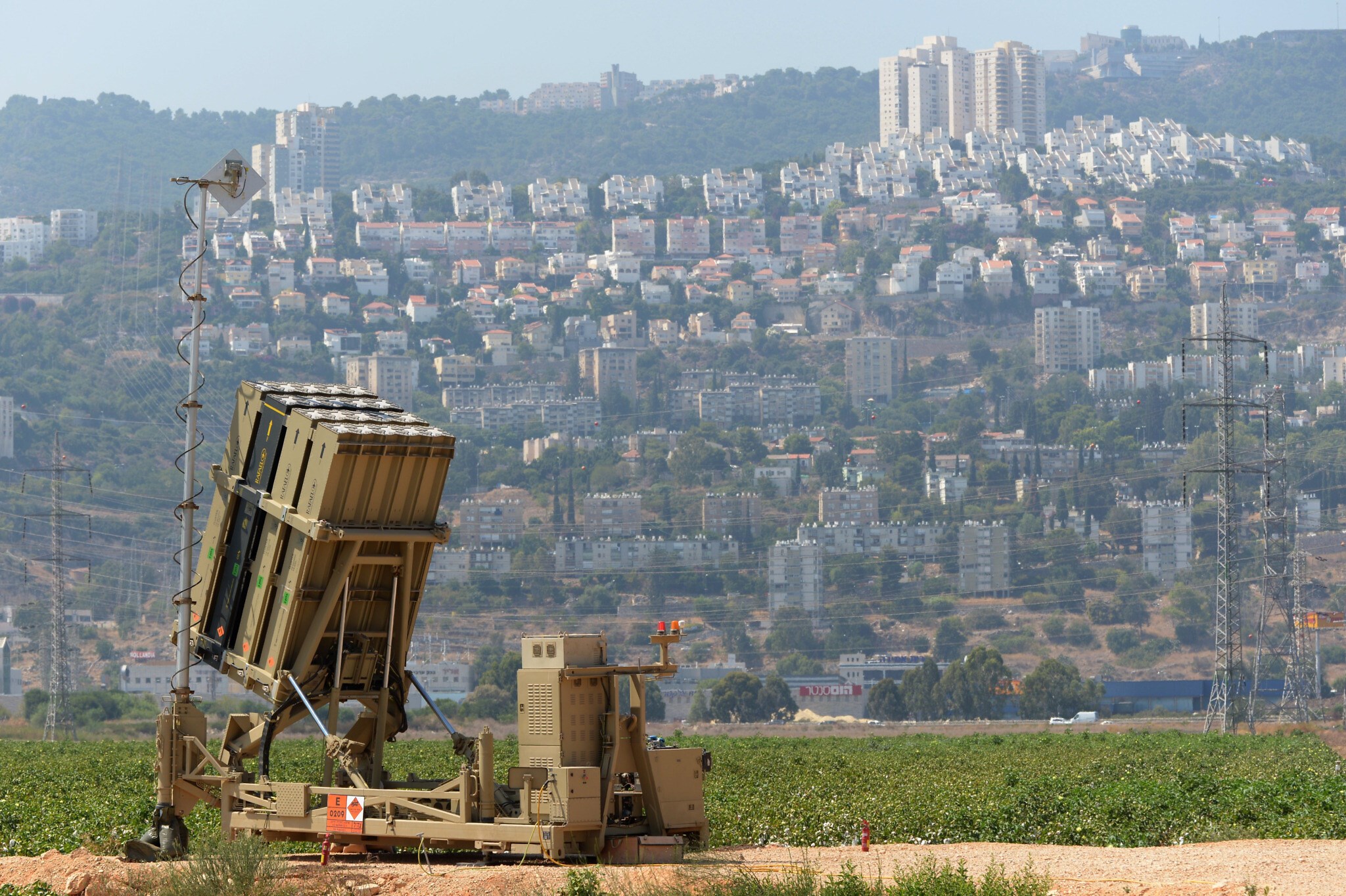 An Iron Dome anti-rocket battery seen in Haifa, on August 30, 2013. (Flash90)