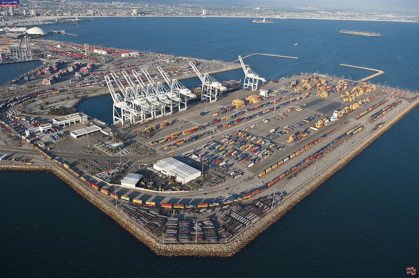 Iran's port authority stated that the Greek military emptied the ship's cargo