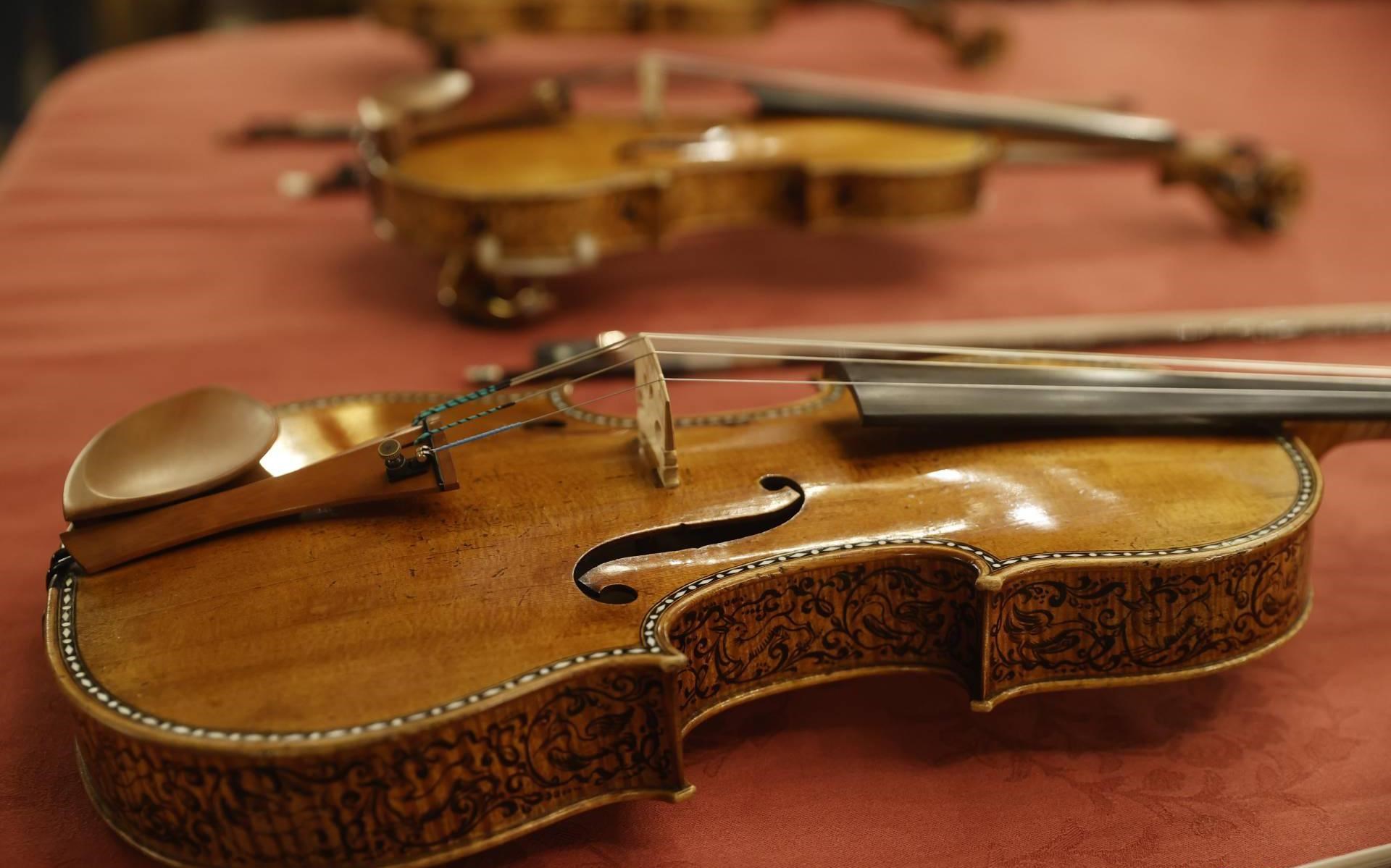 Wizard of Oz Stradivarius sells for $15.3 million.