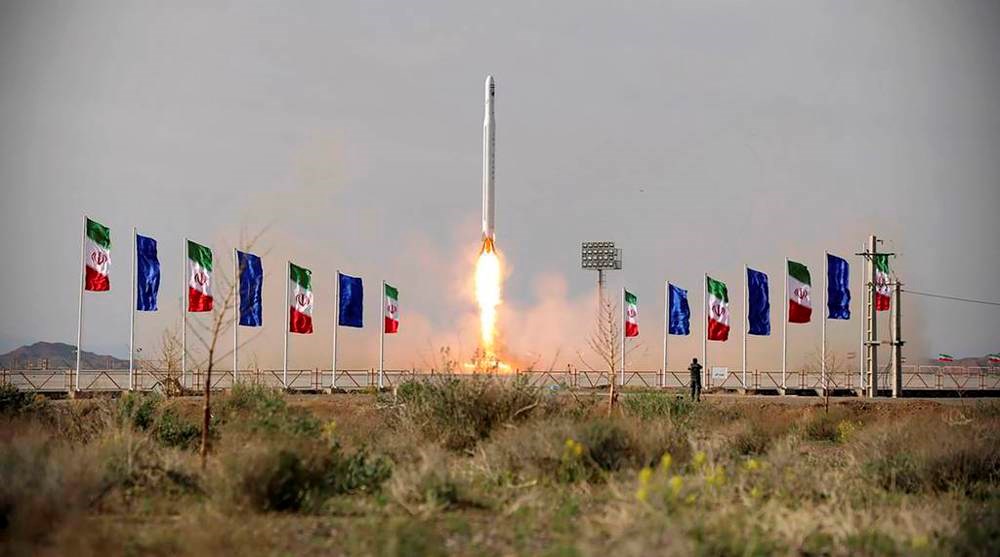 Iran carries out 2nd successful launching of homegrown carrier rocket.
