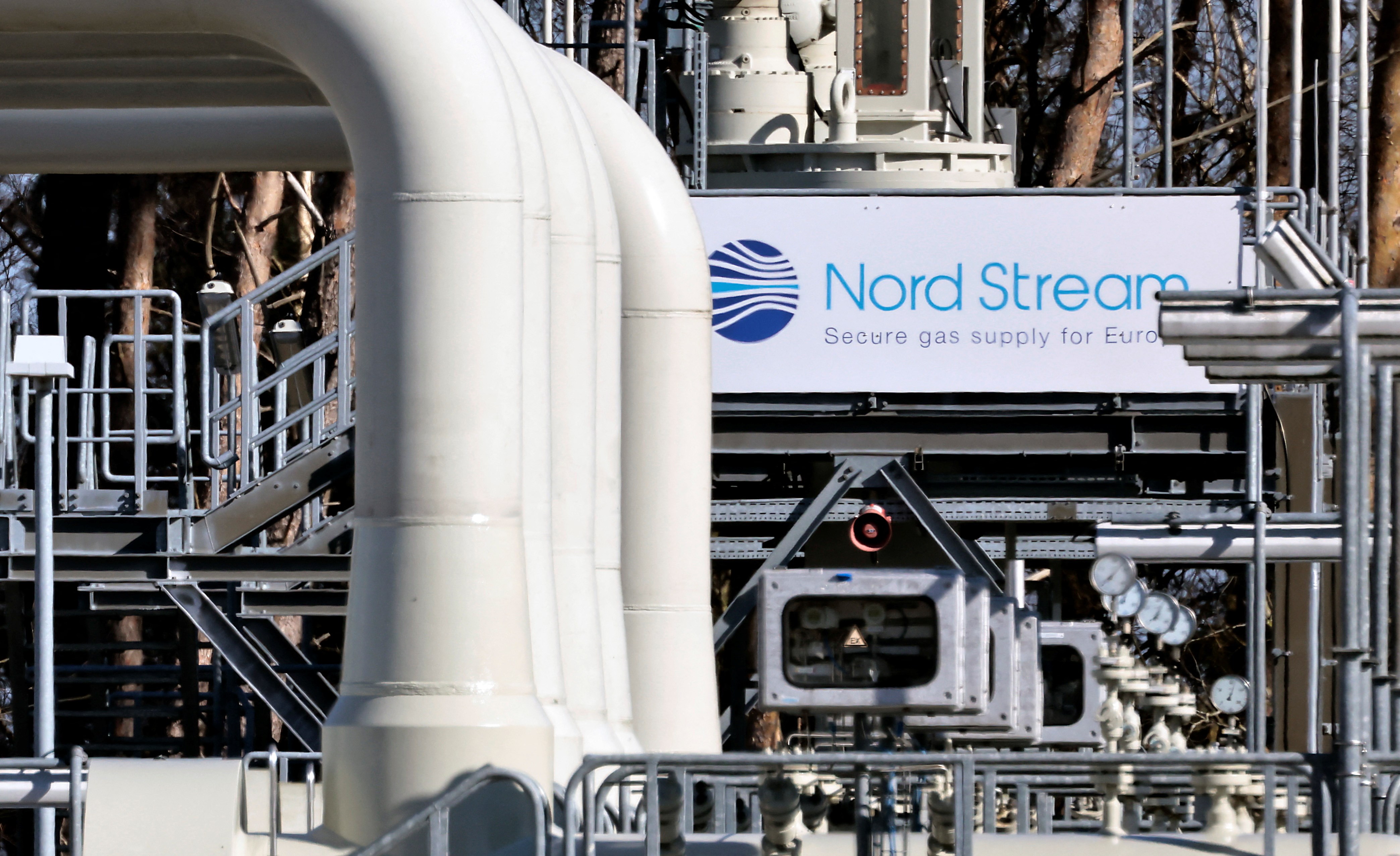 Russia halts Nord Stream for maintenance, creates European anxieties