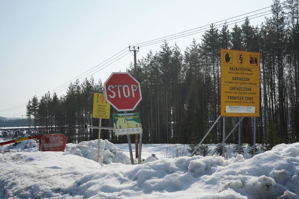 Road signs are seen at the Imatra border crossing with Russia, amid war in Ukraine, in Imatra, Finland March 23, 2022 (REUTERS/Essi Lehto/File Photo)