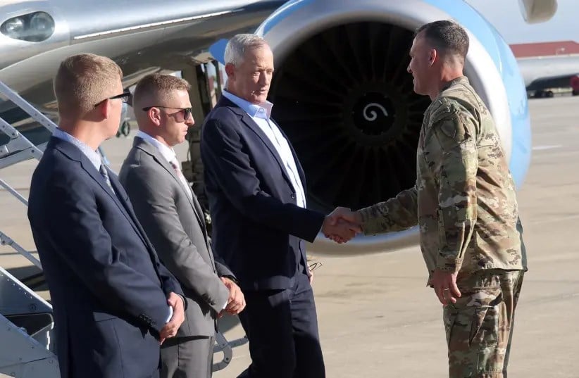 Defense Minister Benny Gantz meets with CENTCOM commander General Michael Kurilla during a meeting at CENTCOM headquarters in Florida, August 26, 2022 (credit: John Onuoha/CENTCOM)