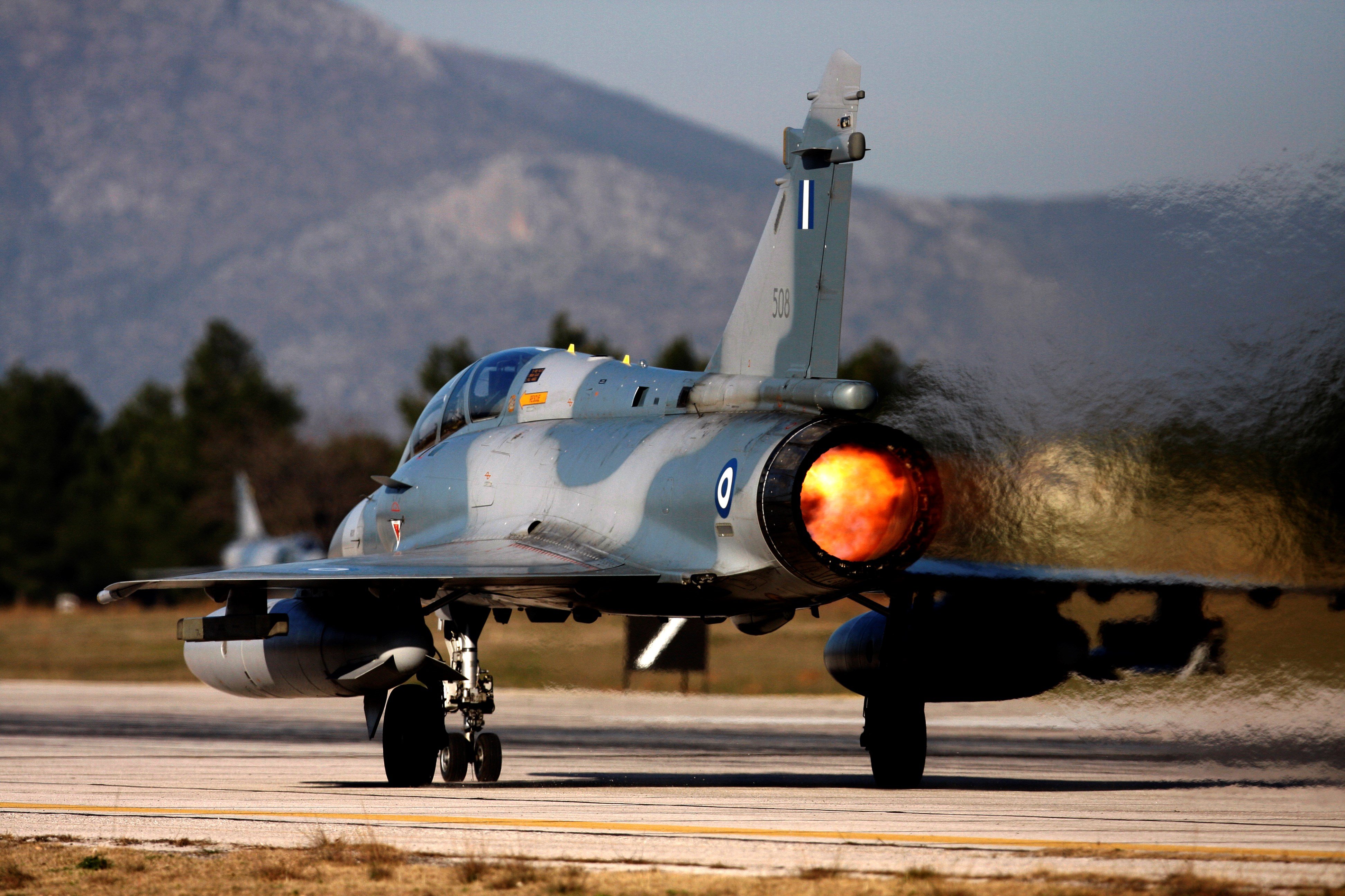 An Mirage 2000-5 takes off at Tanagra Air Force base, north of Athens, Greece on Tuesday, Jan. 20, 2009 (AP Photo/Dimitri Messinis)