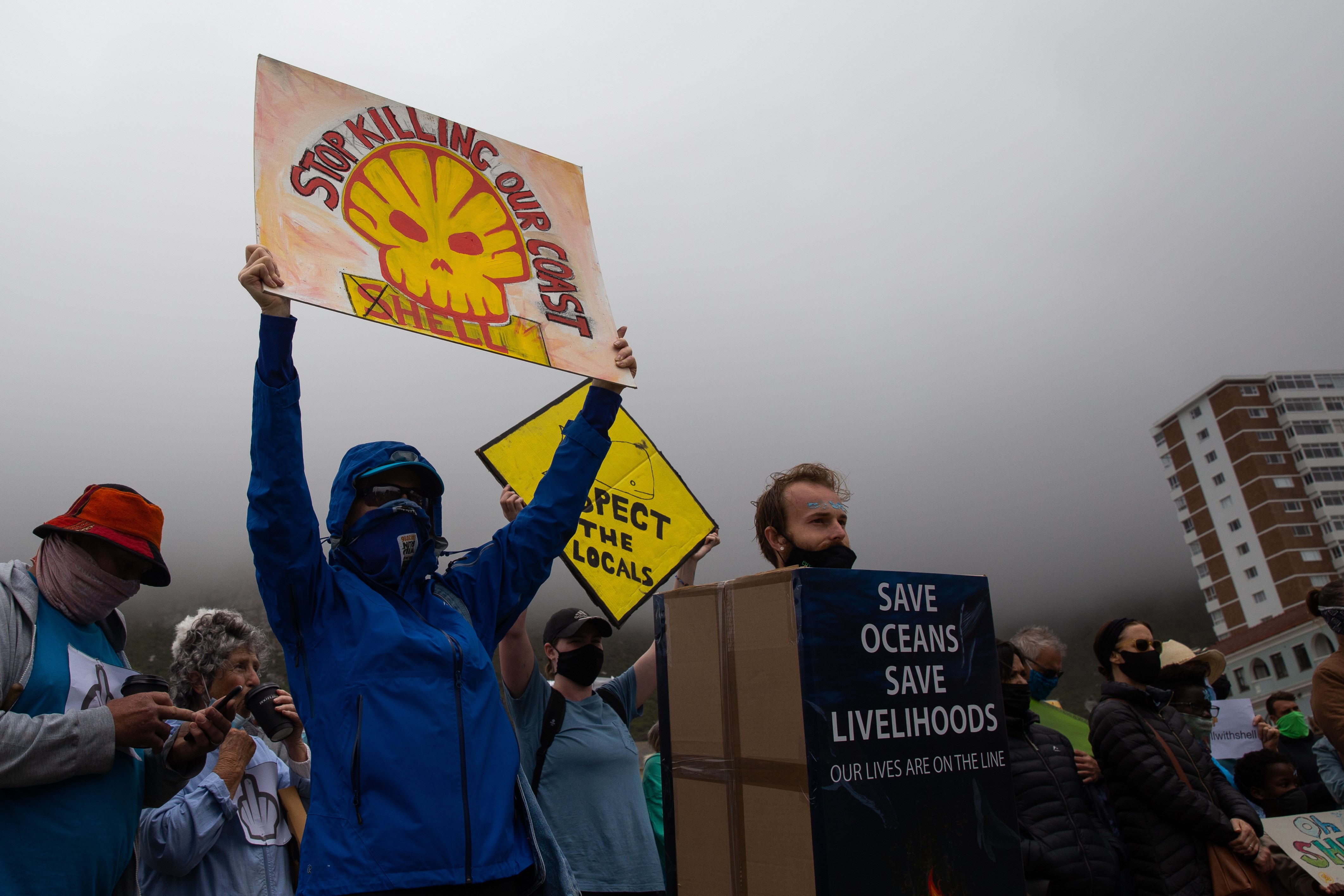 Hundreds of people protesting in Muizenberg, Cape Town, against Shell on December 5, 2021. (Ashraf Hendricks)