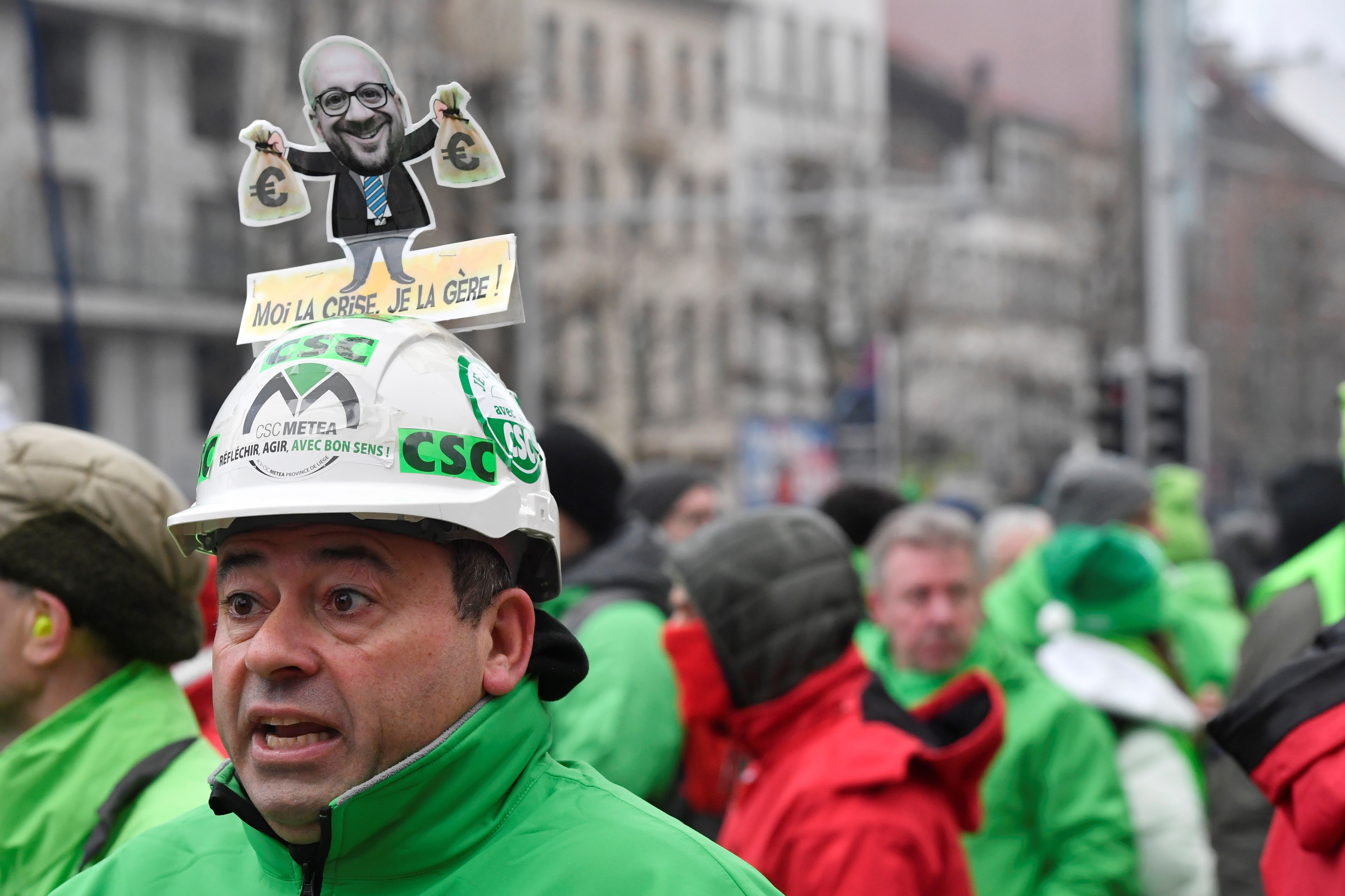 Four in five Europeans say Brussels partly responsible for crisis