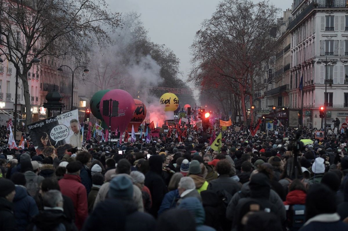 Demonstrators during a national strike against government plans to revamp the pension system, in Paris, on Jan. 19. (Bloomberg)