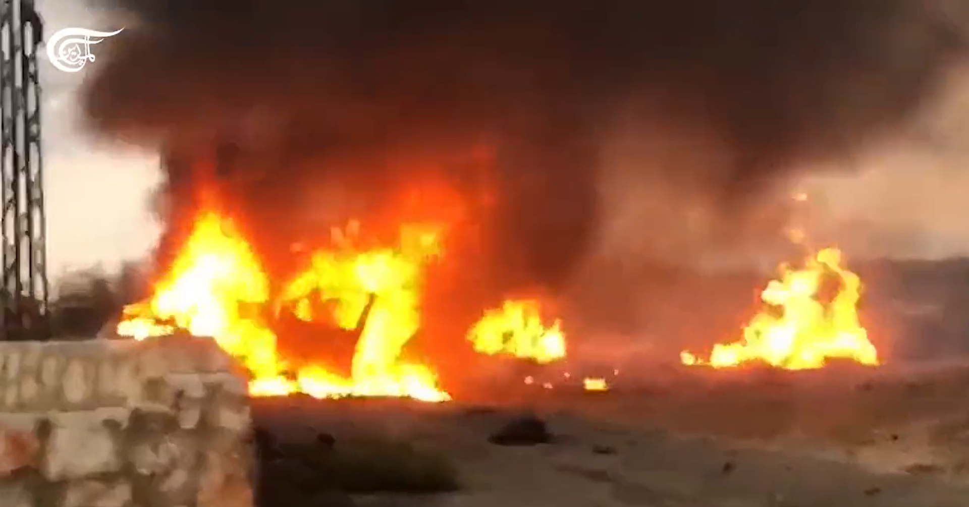 'Israel' strike kills at least 1 journalist in southern Lebanon.