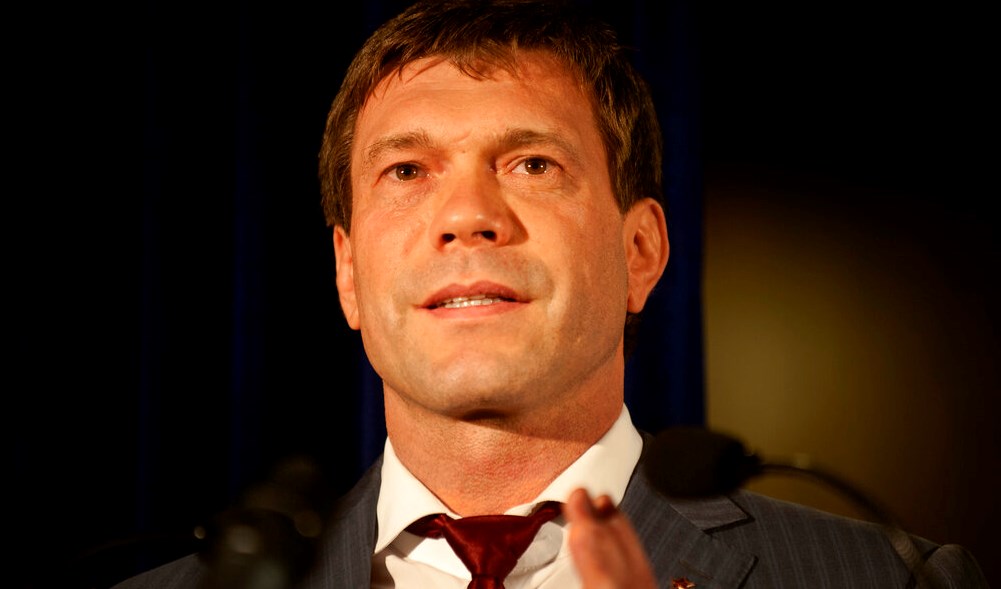 Ukrainian lawmaker Oleg Tsarev speaks during the congress of representatives of Ukrainian south-east regions, in Donetsk, Donbas, on Saturday, May 24, 2014. (AP)