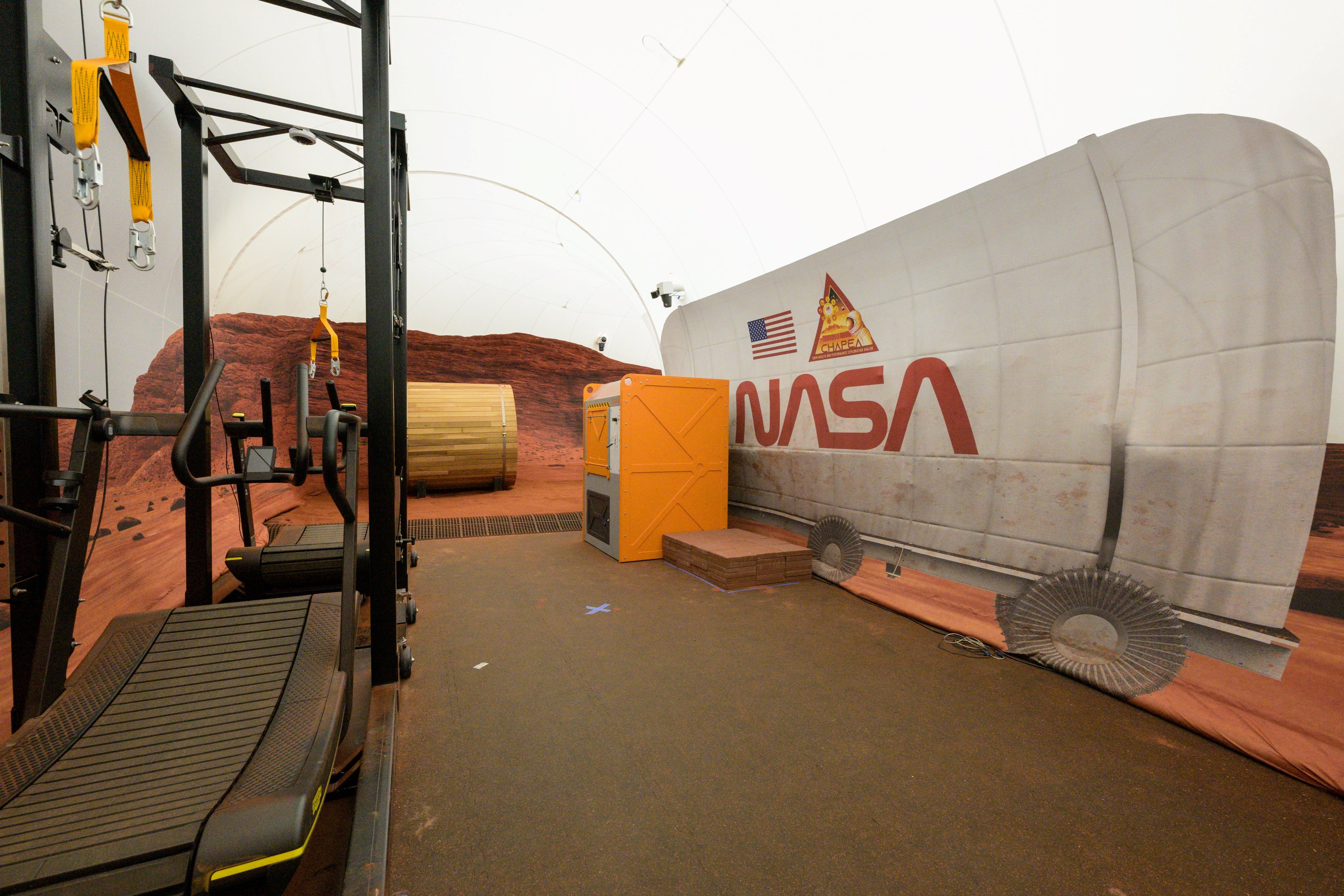 Part of the Mars Dune Alpha facility which aims to simulate exploration on Mars through gravity adjusted treadmills and VR technology, 17 March 2023. (@NASA_Johnson/Twitter)