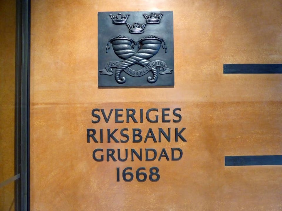 The sign of the Swedish Central Bank, Riksbank, as seen in Stockholm, Sweden, 12 August 2016. (Reuters)