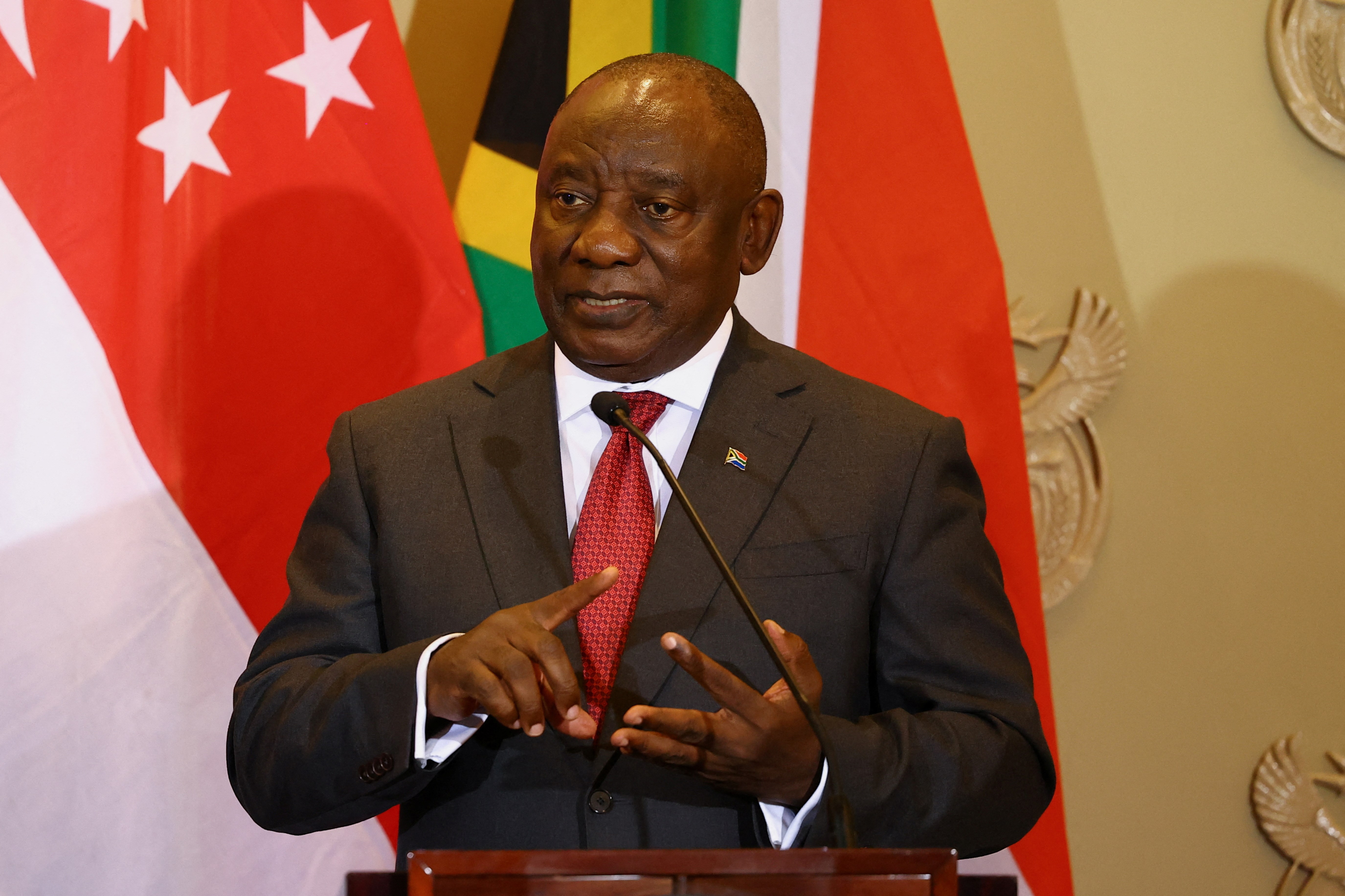 South African President Cyril Ramaphosa speaks at a joint press briefing with Singapore's Prime Minister Lee Hsien Loong, Cape Town, South Africa, 16 May 2023. (Reuters)
