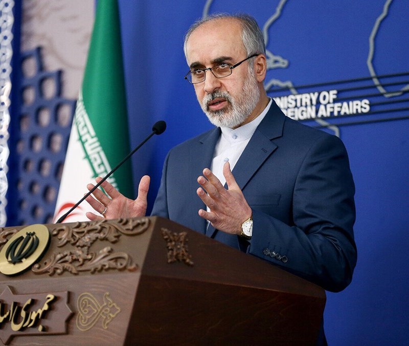Iranian Foreign Ministry Spokesperson Nasser Kanaani speaking at a press conference. (IRNA)