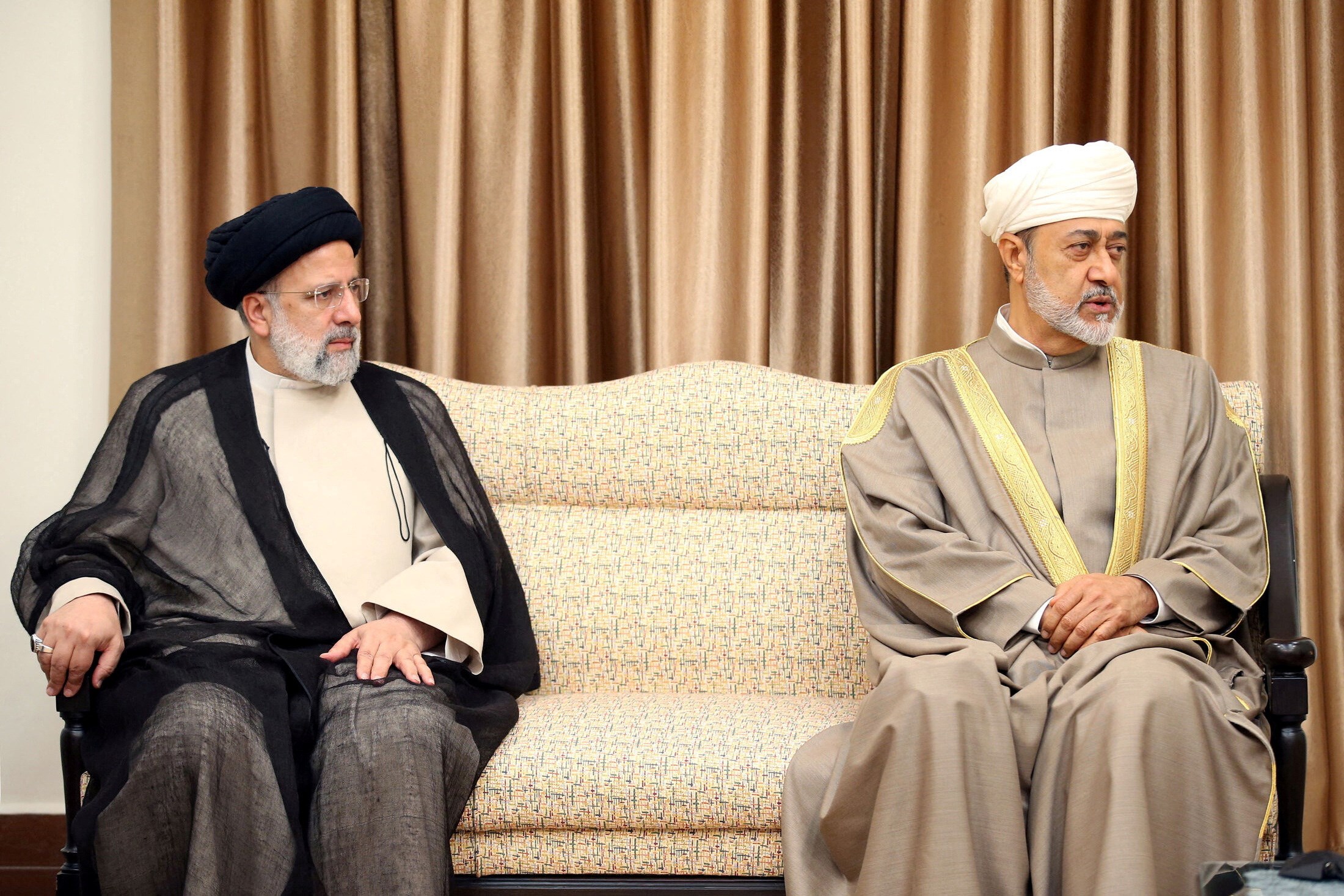 Oman's Sultan Haitham bin Tariq Al Said meets with Sayyed Ali Khamenei and Iranian President Ibrahim Raisi, Tehran, Iran, 29 May 2023. (Reuters)