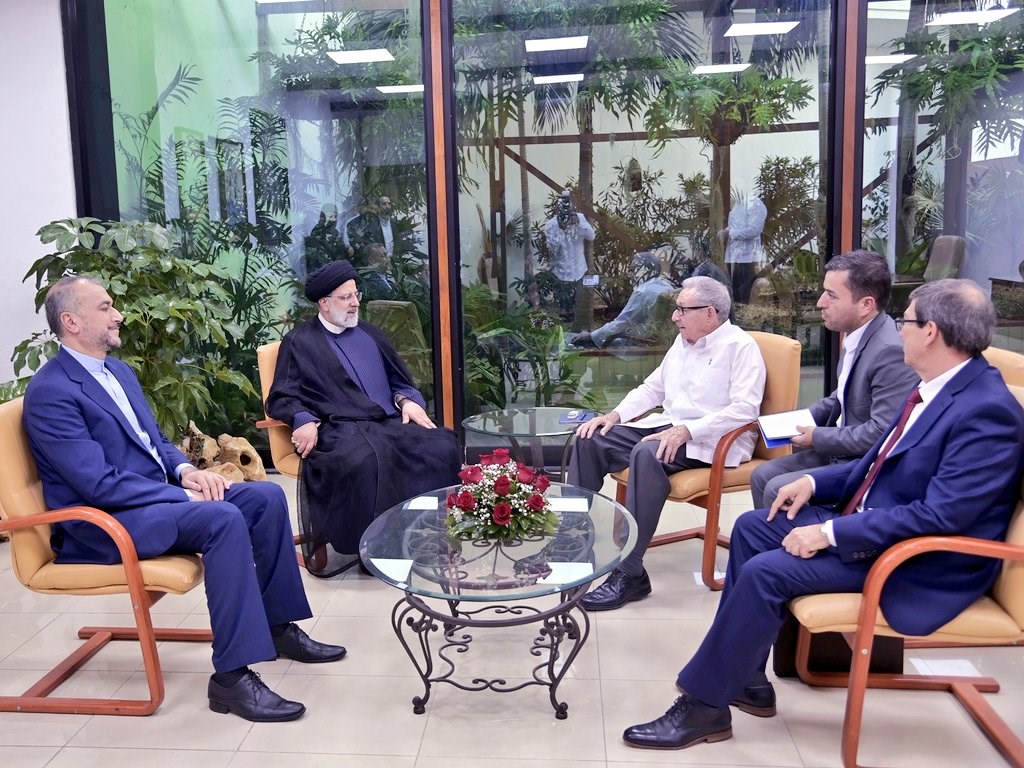 On last leg of Latin America tour, Raisi meets with Castro in Havana