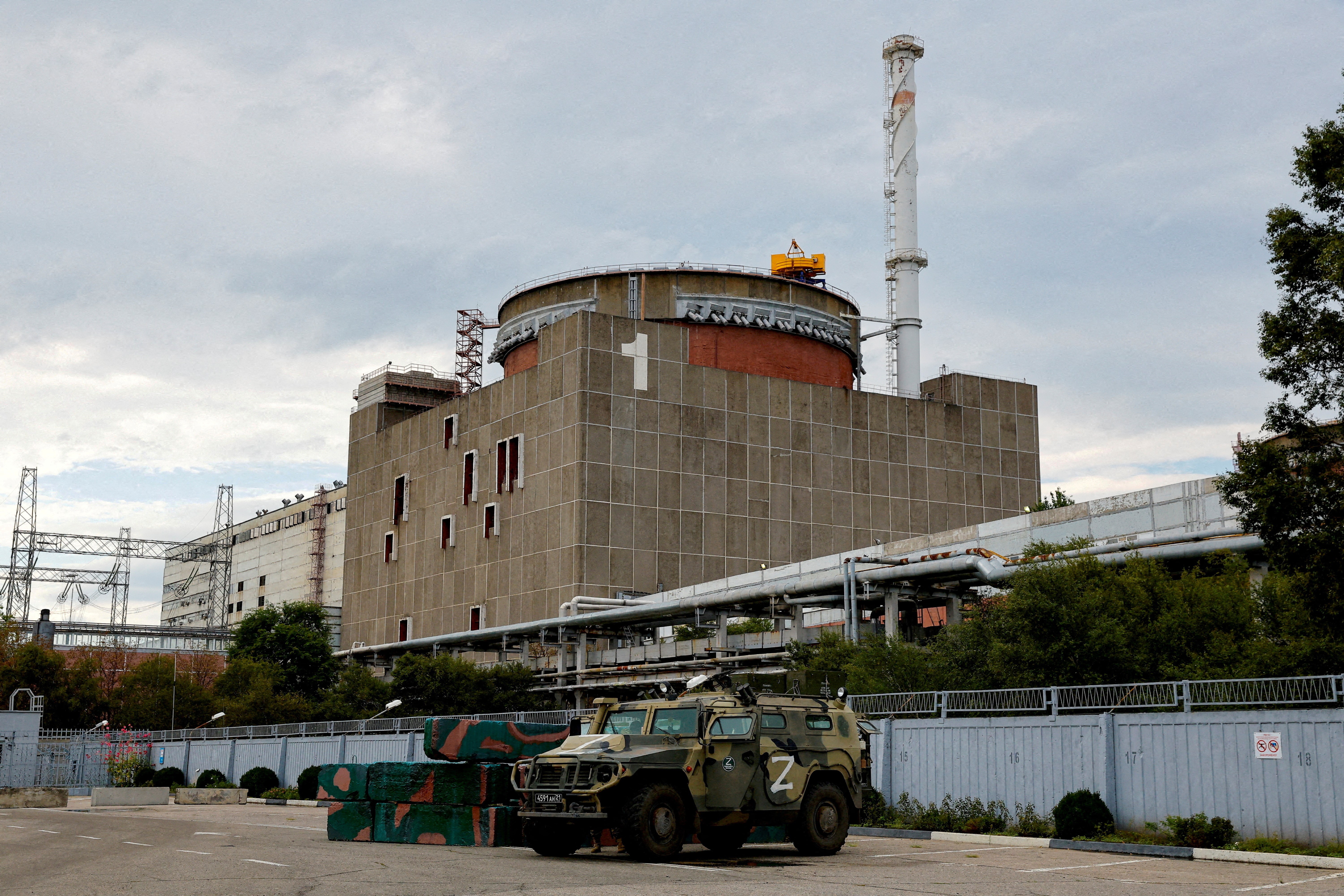 A Russian armored vehicle is stationed outside the Zaporozhye Nuclear Power Plant in Zaporozhye, Russia, September 1 2022. (Reuters)