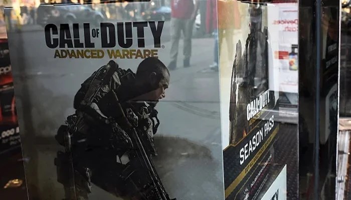 Boxes advertising the installment to blockbuster video game Call of Duty is displayed in a gamestop store in New York City. (AFP)