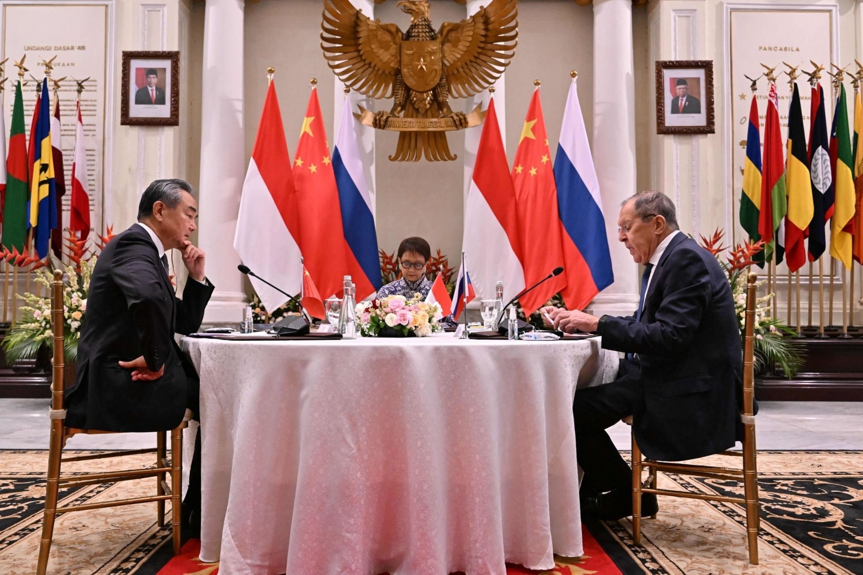 Russia and China have agreed to strengthen cooperation.