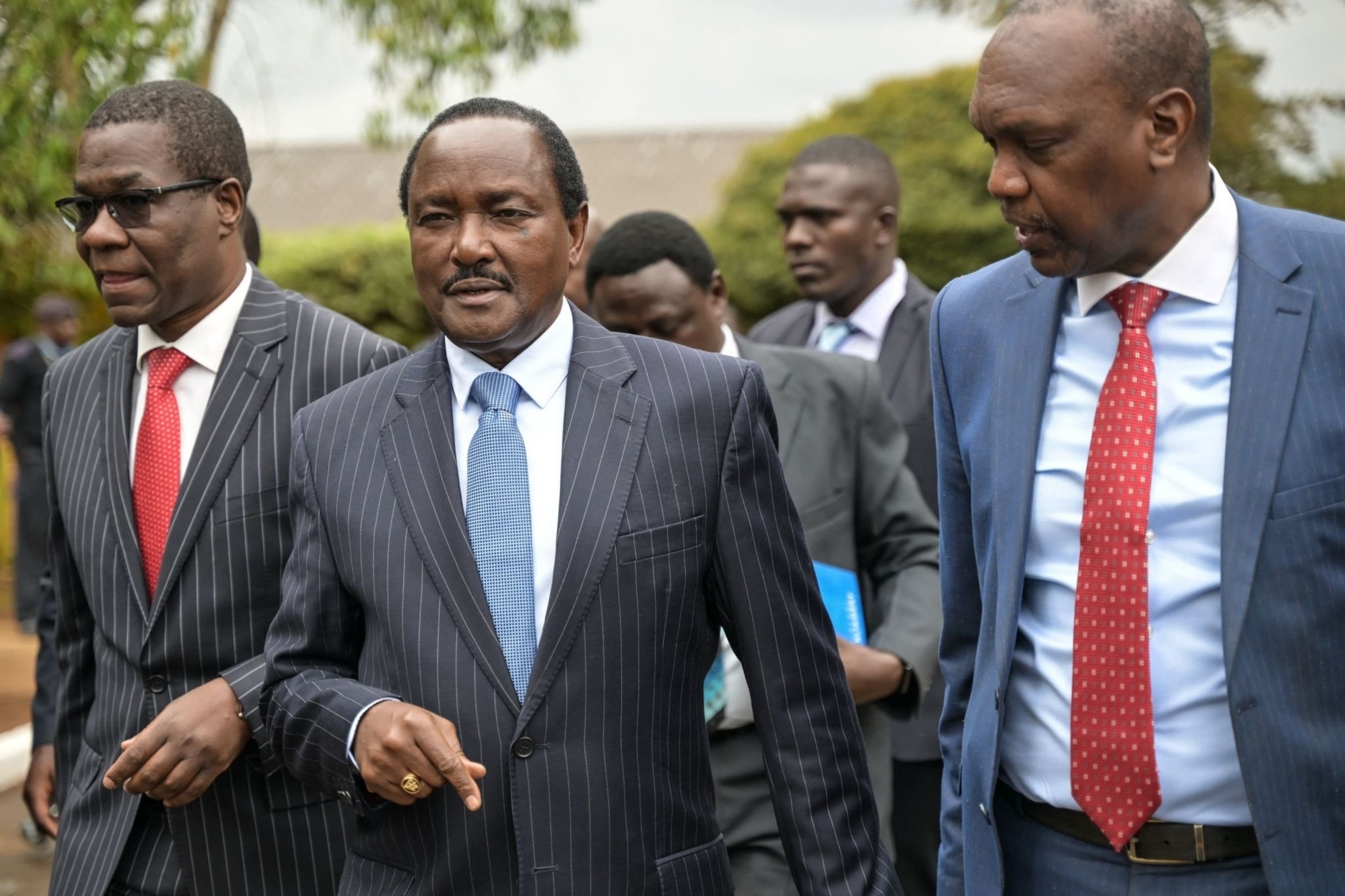 Kenyan government relaunches talks with opposition leaders.