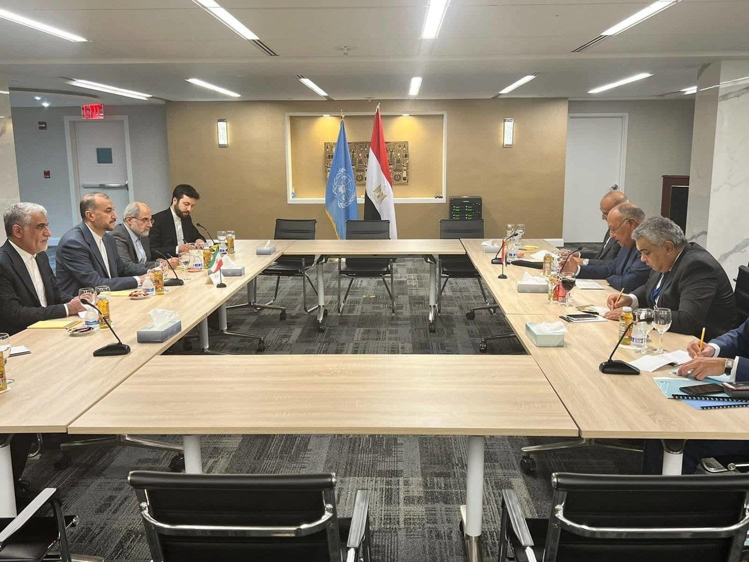 Egyptian FM Sameh Shoukry and his Iranian counterpart Hossein Amir Abdollahian during their meeting in New York (Egyptian Foreign Ministry)