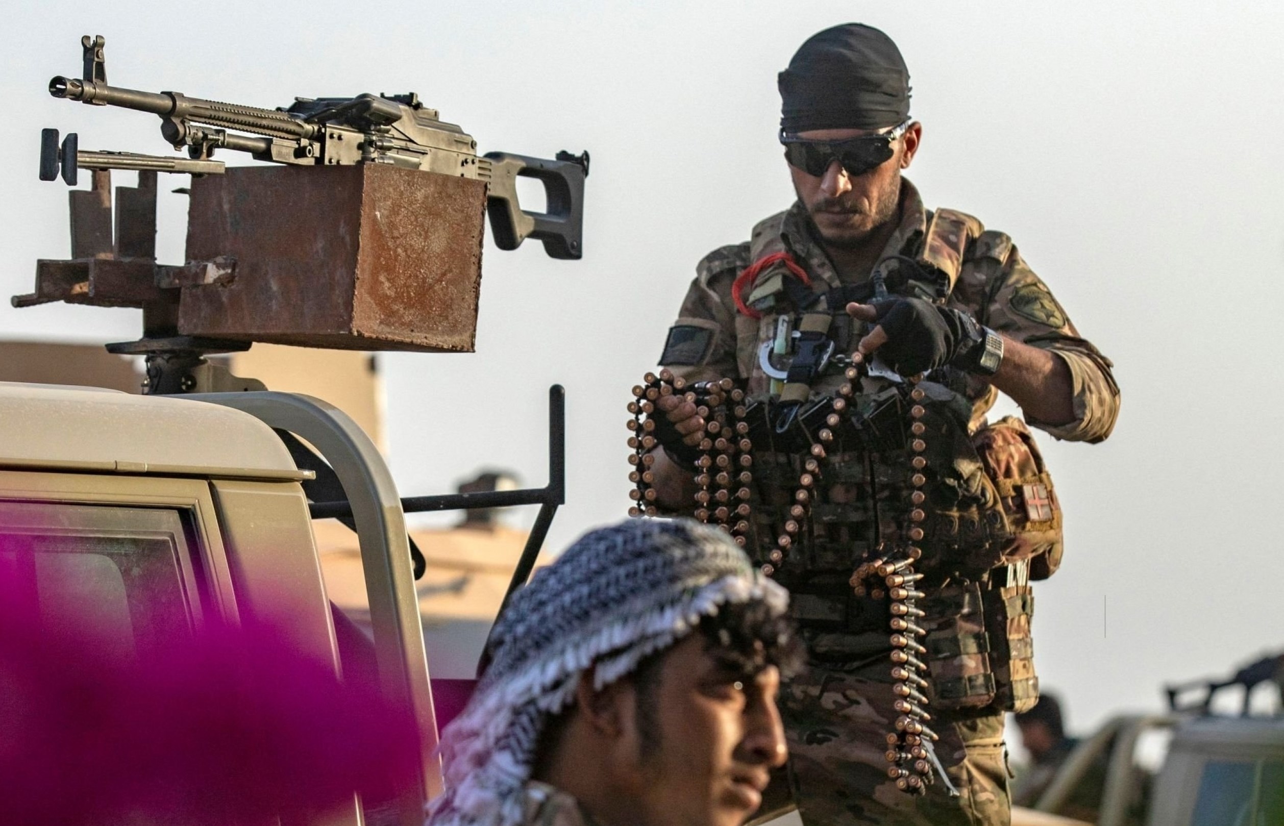 Arab tribes renew clashes with SDF in eastern Deir Ezzor.